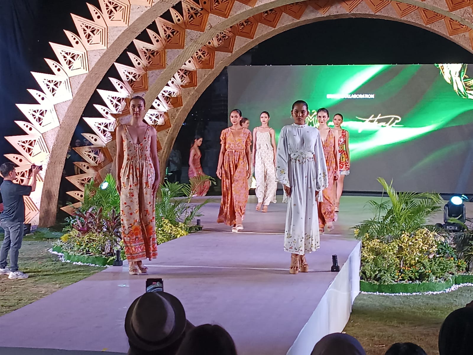 Labdanation Fashion Week Season III di Denpasar Pamerkan 67 Busana Tekstil Berkelanjutan, Kejar Rekor Guinness World Records