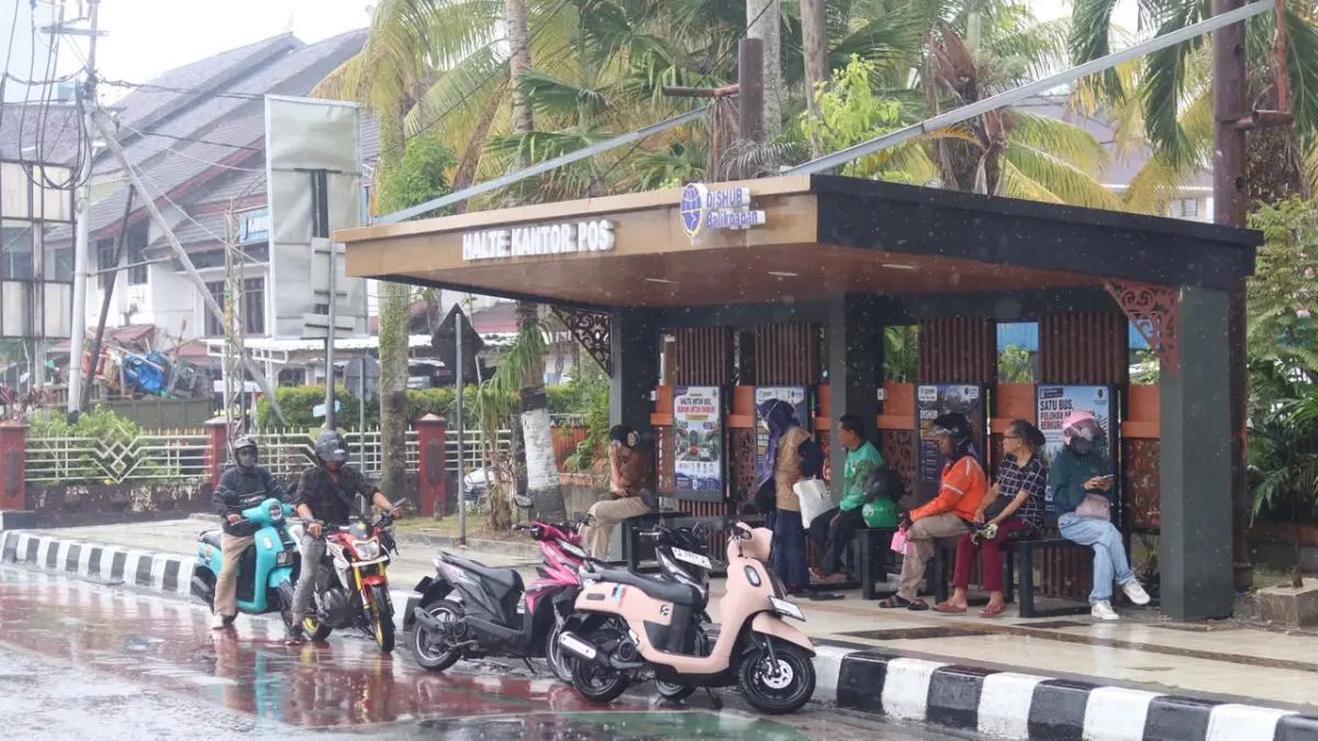 BMKG Peringatkan Cuaca Ekstrem dan Karhutla di Kaltim, Hujan Lebat Berpotensi Guyur Balikpapan dan Bontang