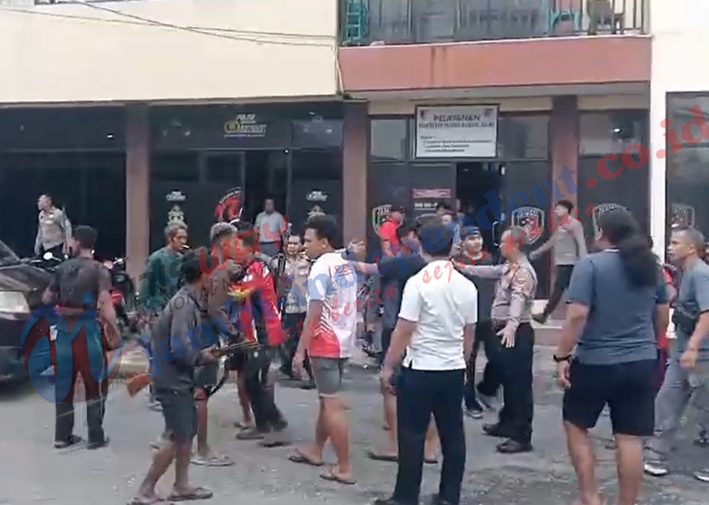 Massa Suku Anak Dalam Kepung Polres Merangin Dua Kali, Minta Bebaskan 2 Pekerja PETI yang Diamankan