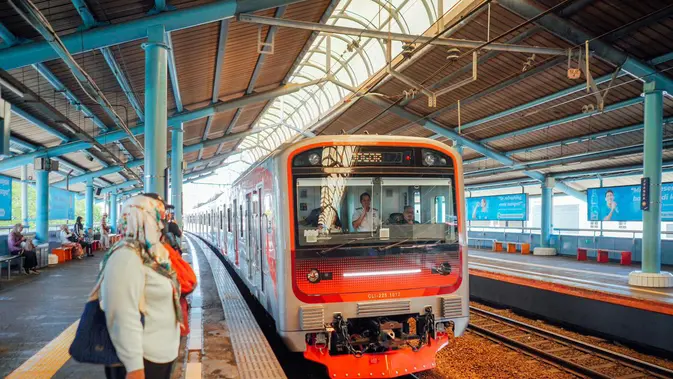 INKA Janji Perbaiki KRL Jabodetabek Sesuai Spesifikasi Teknis