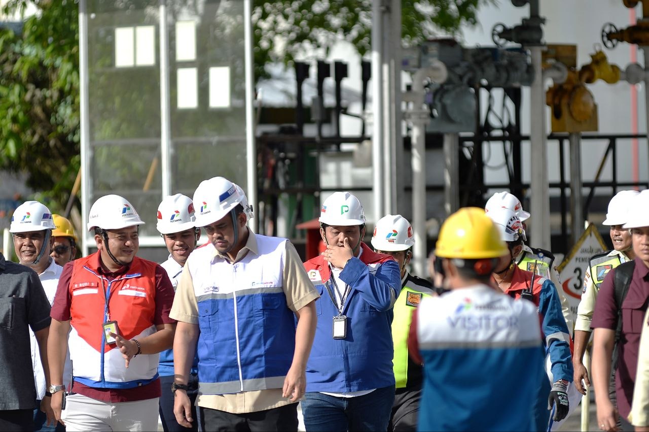 Gubernur Sumut Bobby Nasution Tinjau Fuel Terminal Gunungsitoli, Pastikan Pasokan BBM di Nias Aman Jelang Nataru