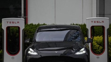 Tesla Mulai Rekrutmen di Vietnam, Tantang Dominasi Vinfast 36 Persen