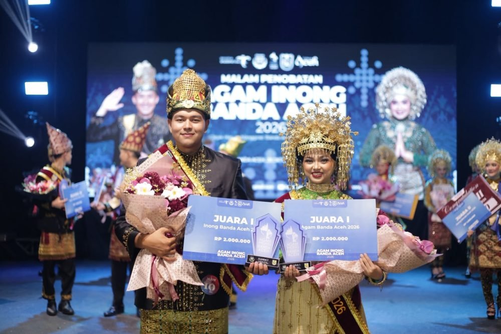 Agam Riffad dan Inong Meutya Dinobatkan sebagai Duta Wisata Banda Aceh 2026 di Malam Puncak Taman Budaya