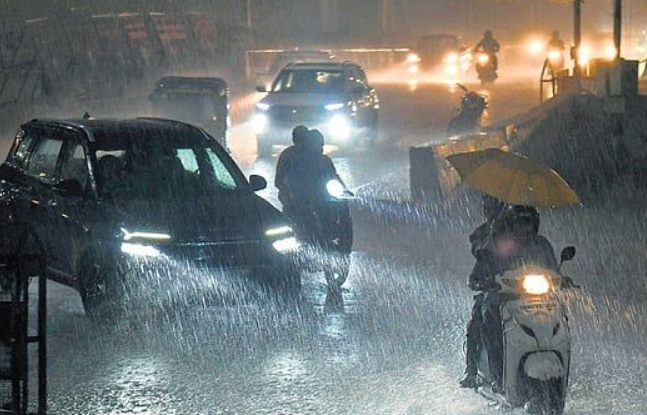 Hujan Guyur Bandar Lampung pada Kamis, Suhu Diperkirakan 23–28 Derajat Celsius dan BMKG Peringatkan Potensi Hujan Lebat hingga Malam