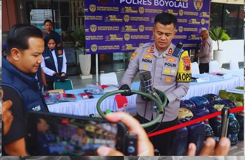 Polres Boyolali Bekuk Warga yang Pakai 10 Barcode Beli Pertalite, 1.040 Liter BBM Bersubsidi Disita