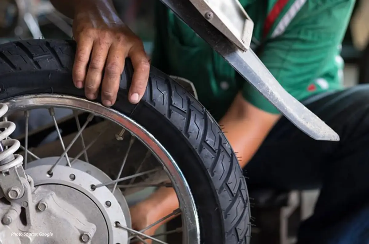 9 Ban Motor Tubeless Terbaik yang Awet untuk Harian