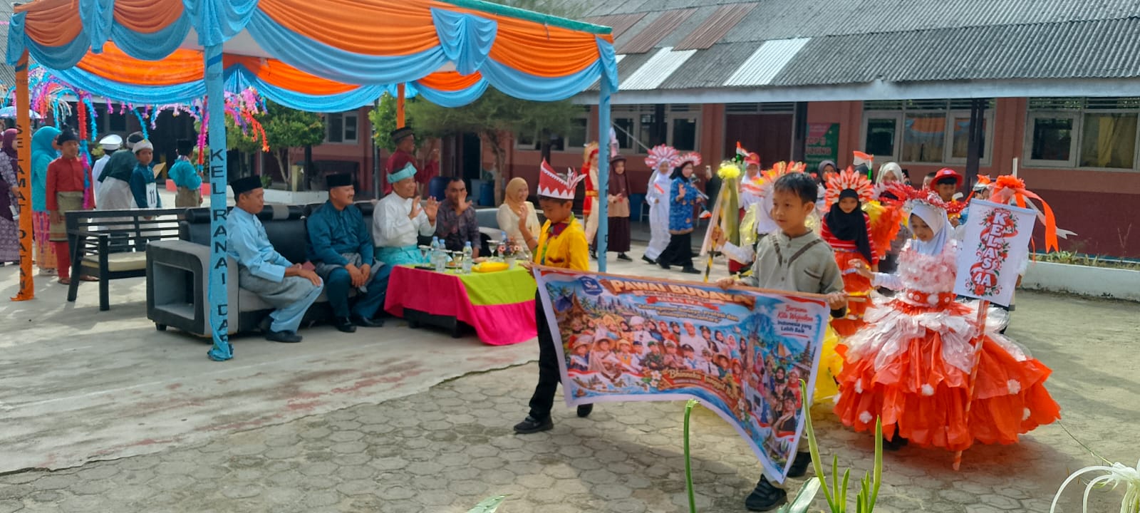 320 Siswa SDN 007 Ranai Darat Natuna Pawai Budaya, Dinas Pendidikan Siapkan Kurikulum Geopark