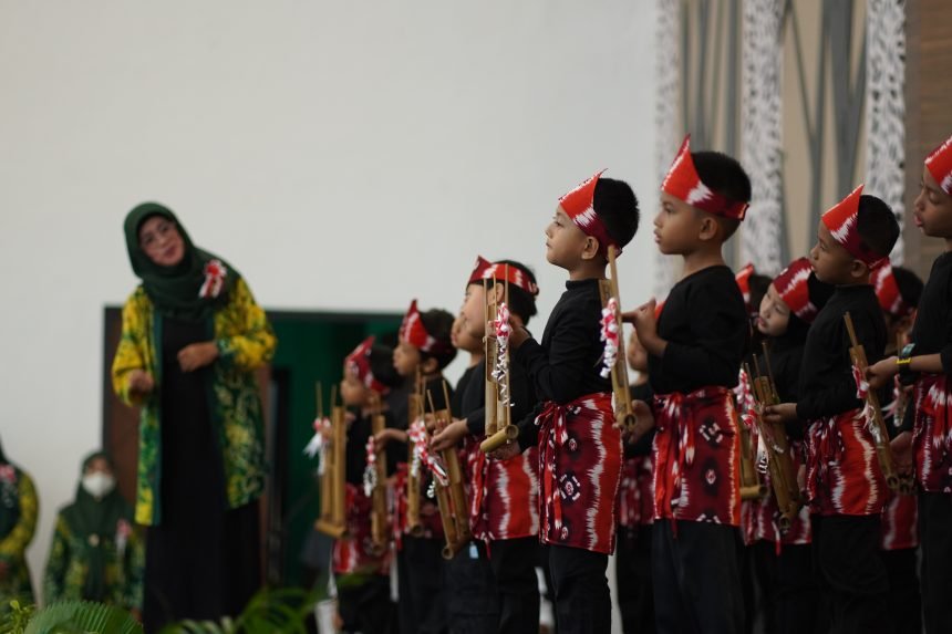 Peringati Hari Anak Nasional ke-42, Pemkot Banjarbaru Tegaskan Komitmen Kota Layak Anak Lewat Program Kolaboratif