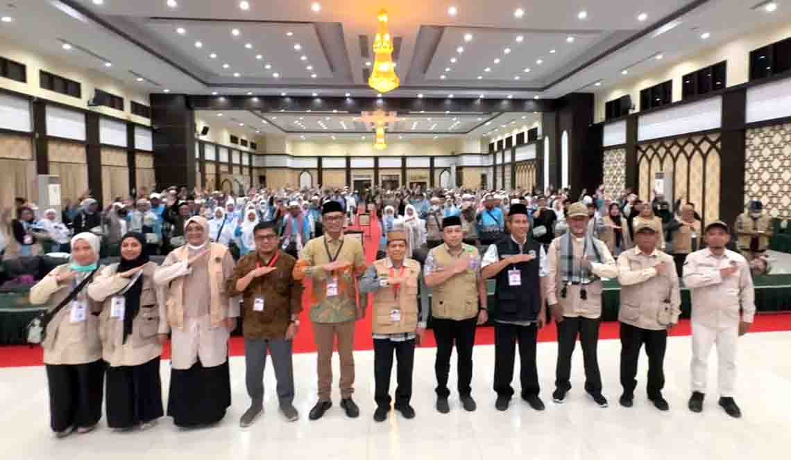 Pemprov Sulbar Sambut Kepulangan Jamaah Haji Kloter UPG 12 Asal Mamuju, Murdanil Wakili Gubernur SDK