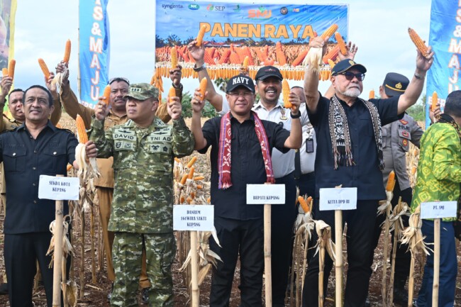 Bupati Kupang Apresiasi Kanwil Ditjenpas NTT Sukses Panen 10 Ton Jagung di Lahan Karang Lapas