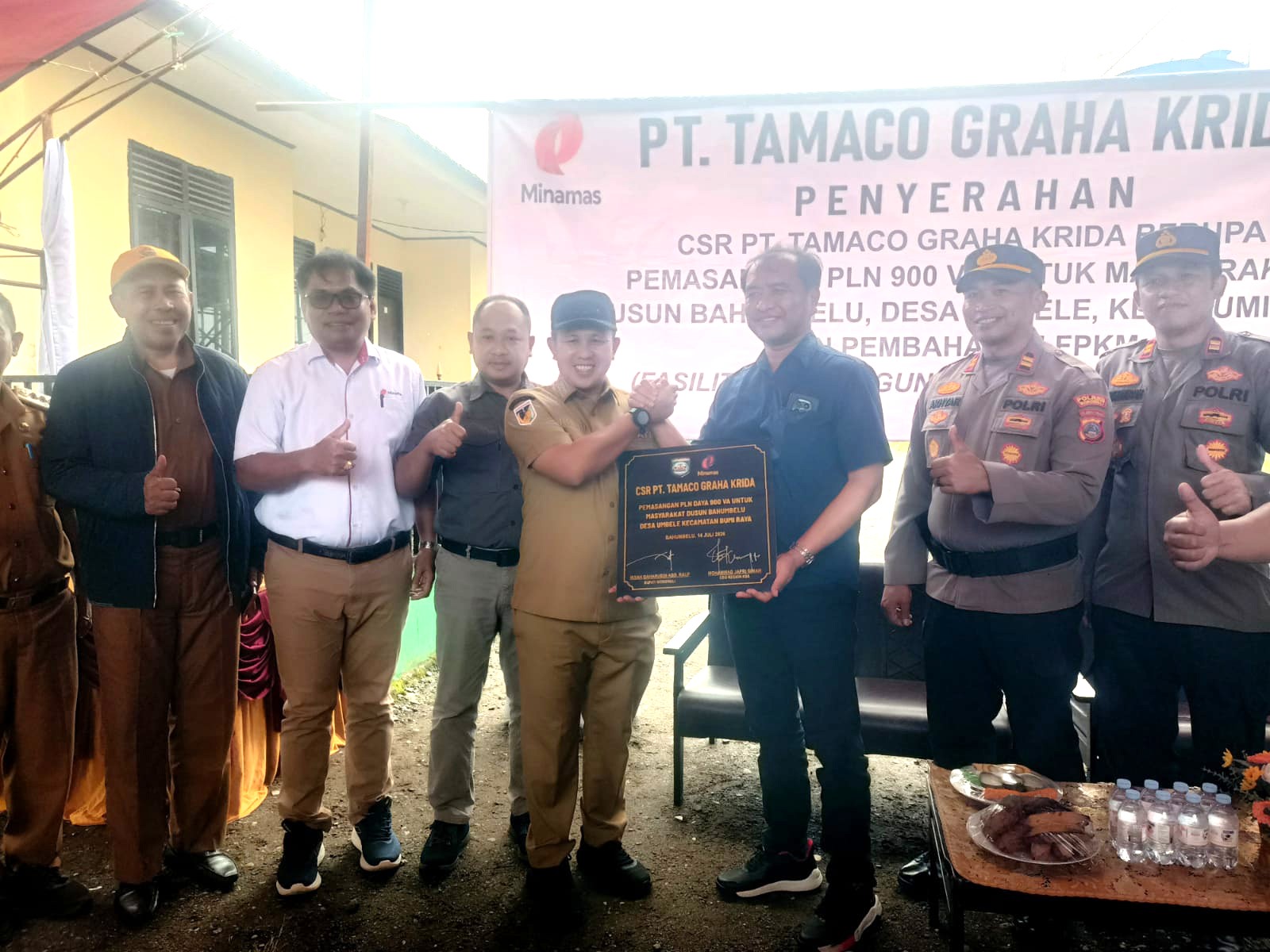 Bupati Morowali Serahkan Sambungan Listrik Gratis untuk 26 KK di Dusun Terpencil Bahombelu, Hasil CSR PT Tamaco