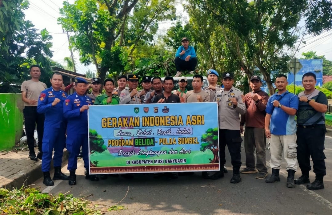 180 Personel Polda Sumsel Bersihkan Masjid hingga Drainase di Palembang dan Muba, Ini Lokasinya
