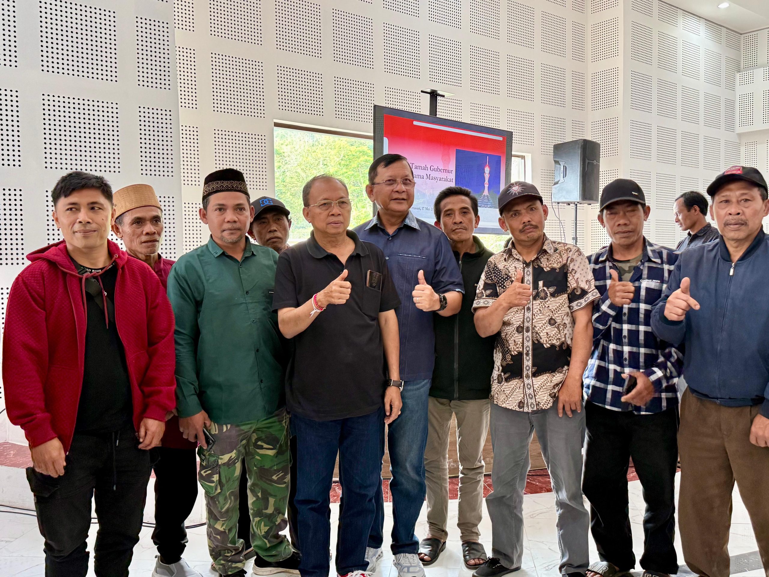 Gubernur Bali Wayan Koster Sepakati Pembebasan Lahan Turyapada Tower di Buleleng, Warga Dapat Ganti Rugi Appraisal