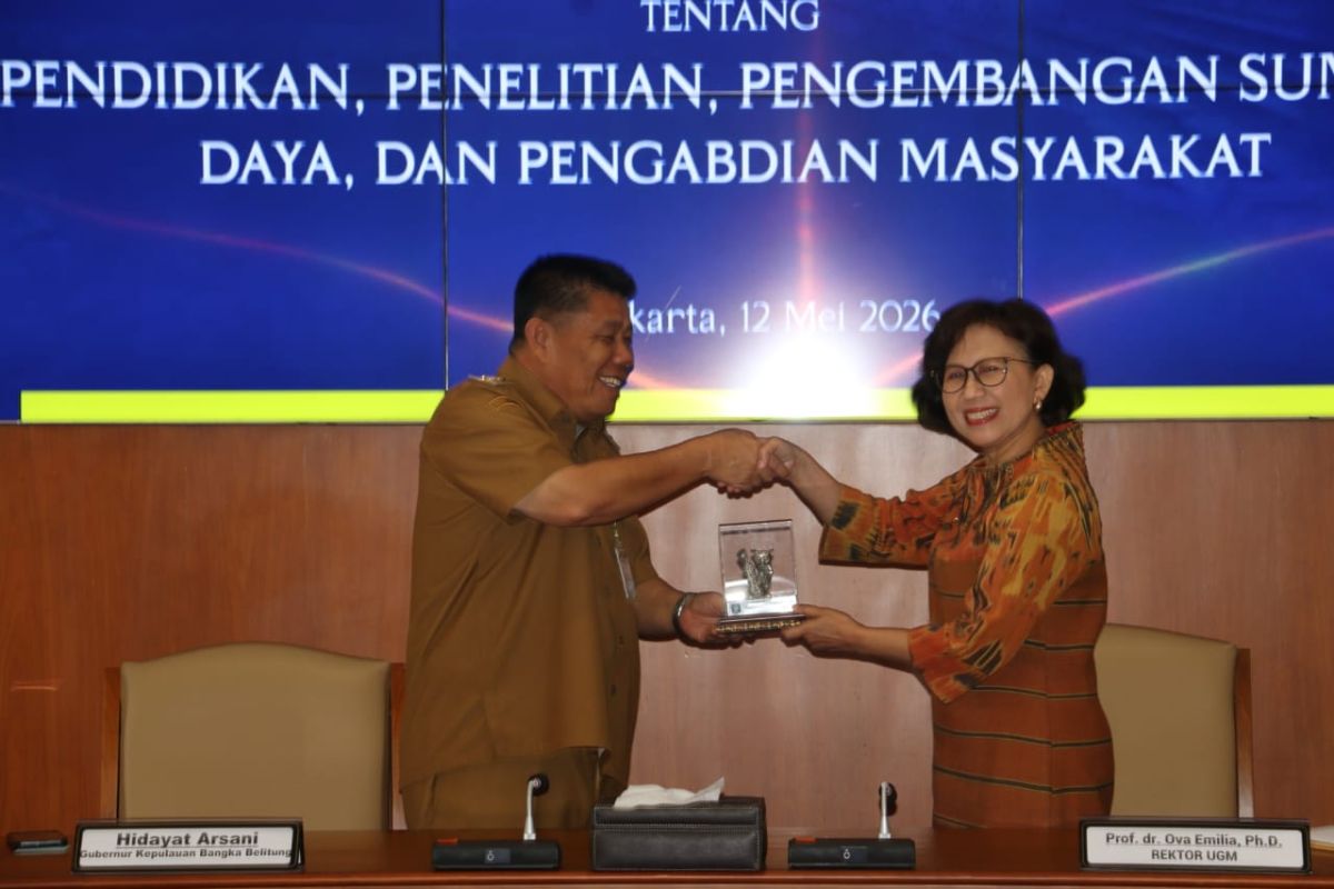 Pemprov Bangka Belitung Gandeng UGM Perkuat Pendidikan dan Riset, Gubernur Hidayat Arsani Teken MoU di Yogyakarta