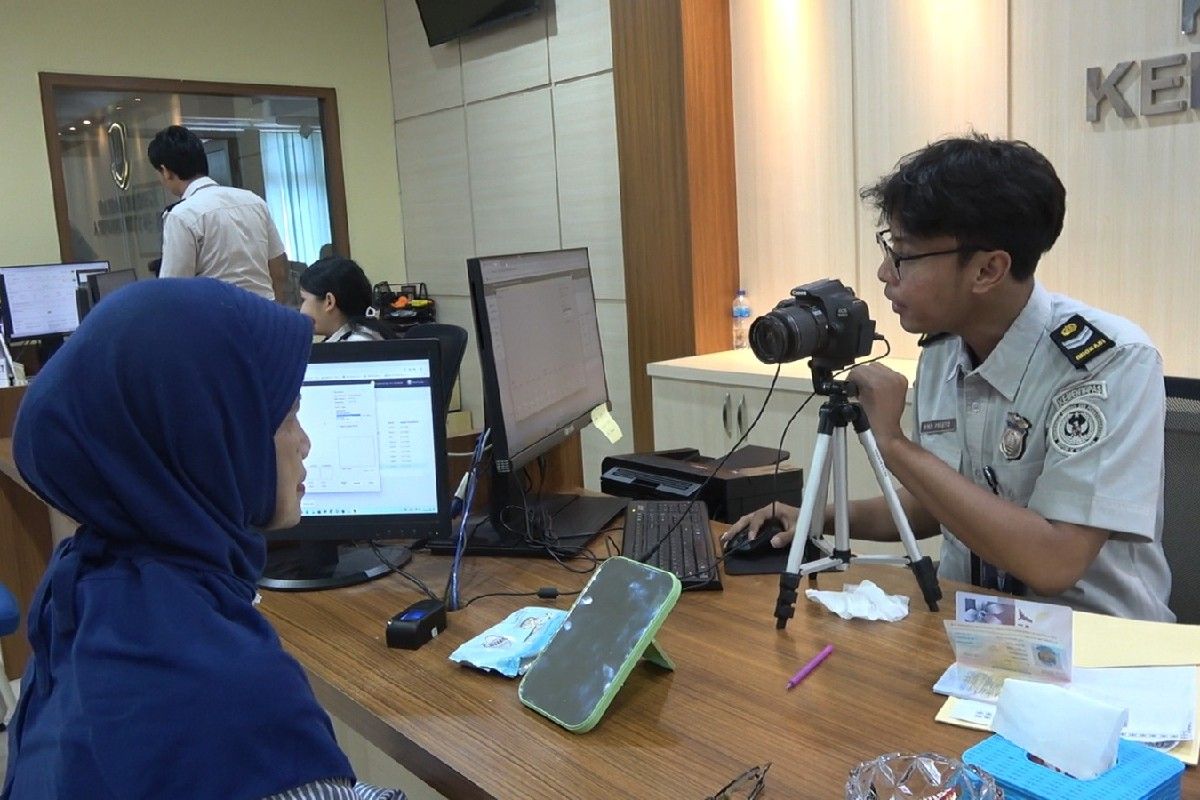 Imigrasi Jayapura Terbitkan 2.032 Paspor di Semester I 2026, Tingginya Permintaan untuk Ibadah hingga Pendidikan