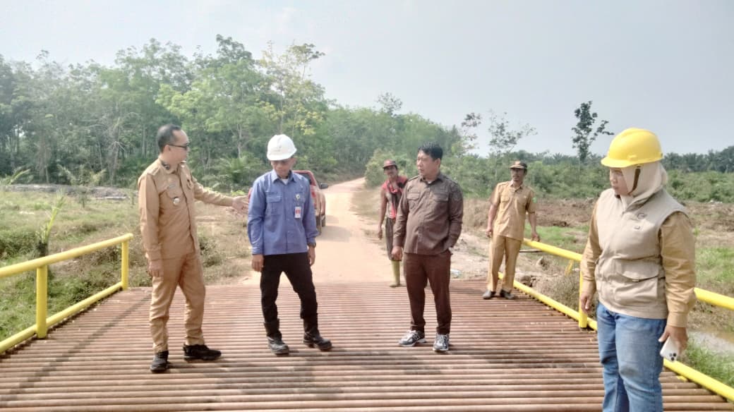 Jembatan Besi di Babat Supat Resmi Diserahterimakan, Warga Tanjung Kerang Tak Lagi Menyeberang Lewat Batang Kelapa