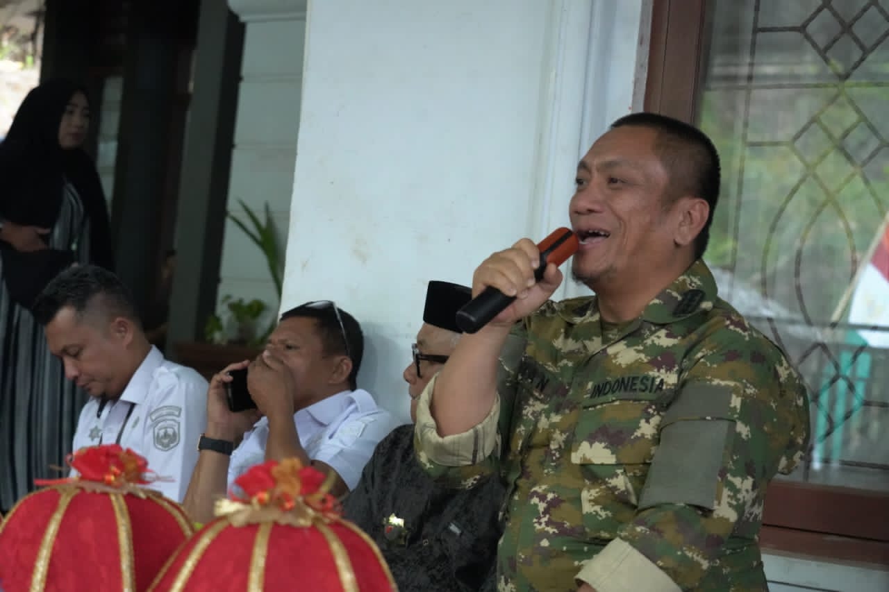 Bupati Luwu Timur Janjikan 1 Unit Bus Sekolah untuk Sorowako, Keluhan Warga Soal Jalan dan LPG Langsung Ditanggapi
