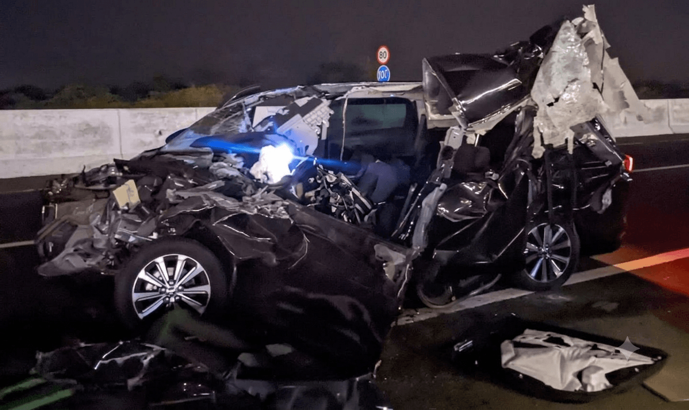 Kecelakaan Maut Tol Pemalang KM 319: Avanza Tabrak Truk, Putri Nur Amelia Tewas, 4 Luka-Luka