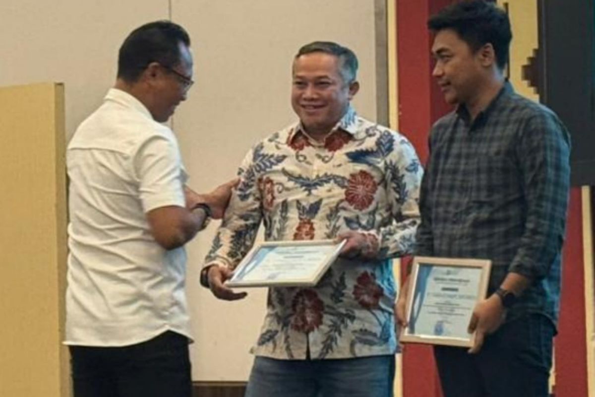 PT SCM Buktikan Tambang Bisa Berdampingan dengan Lingkungan, Raih Penghargaan Rehabilitasi DAS Terbaik I se-Sultra