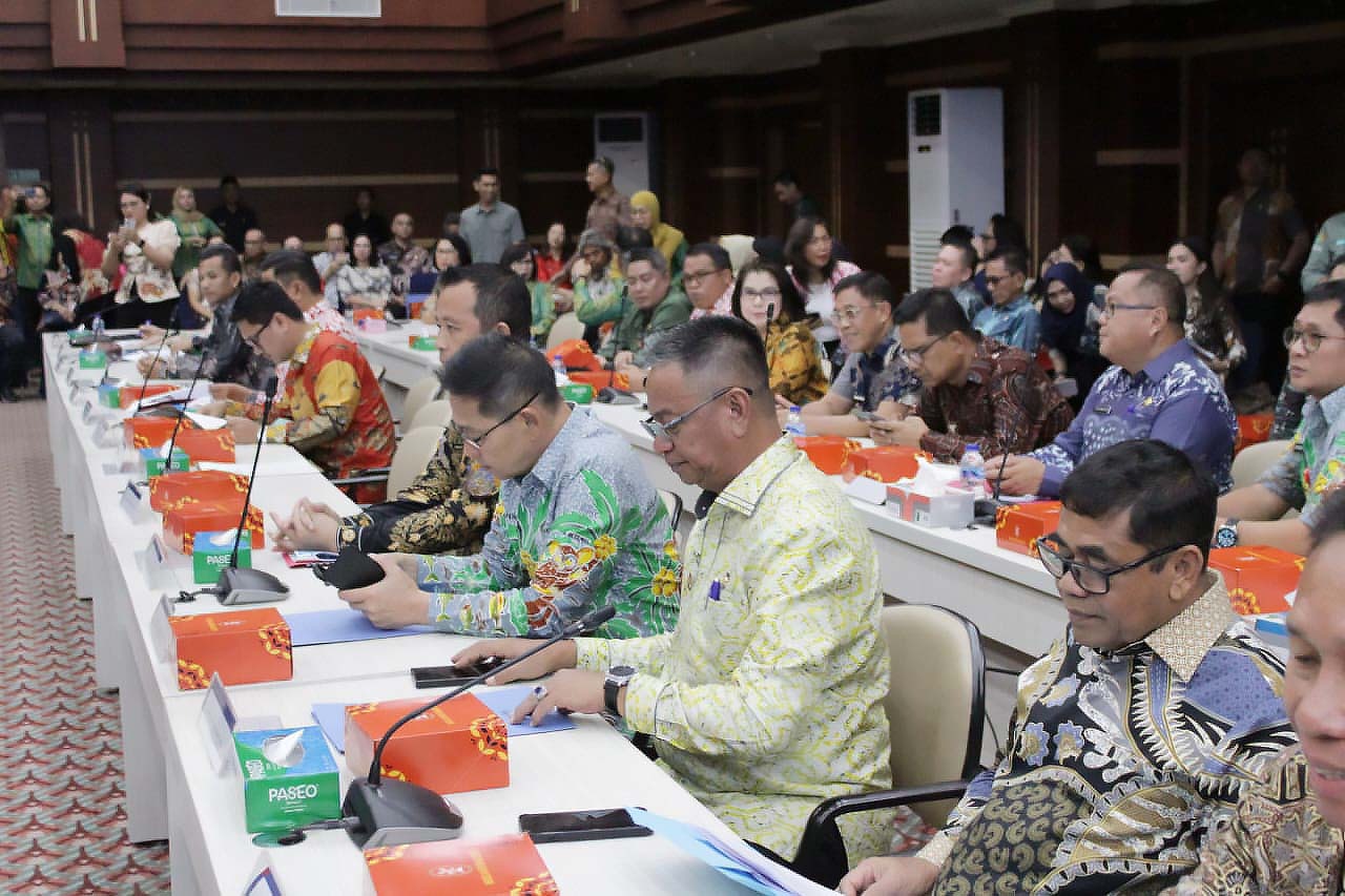Wagub Sulut Victor Mailangkay Pimpin Rapat Investasi Daerah, Bupati Boltim Oskar Manoppo Ikut Cari Terobosan Baru