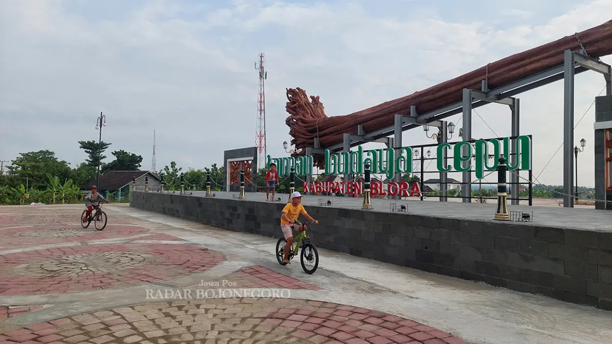 3 Pilihan Transportasi dari Cepu ke Semarang: Kereta Api 2 Jam 15 Menit, Travel Door to Door, hingga Bus AKAP