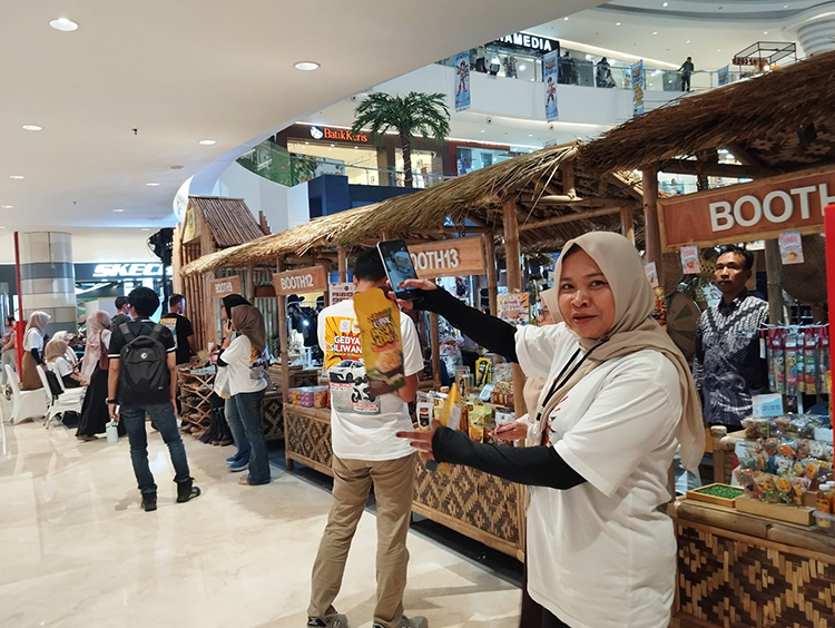 Omzet UMKM di Gebyar Siliwangi Cibinong City Mall Tembus Rp127 Juta, 16 Booth Disiapkan Selama Sepekan
