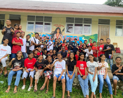 Mafindo Maluku Bekali 45 Remaja Jemaat GPM Abubu di Nusalaut Ilmu Cek Fakta dan Literasi Digital