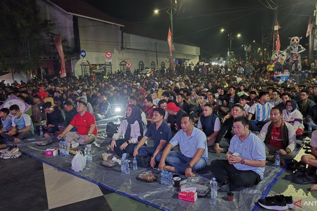 Bupati Bangka Selatan Riza Herdavid: Nobar Piala Dunia 2026 di Simpang Lima Toboali Dongkrak Omzet UMKM