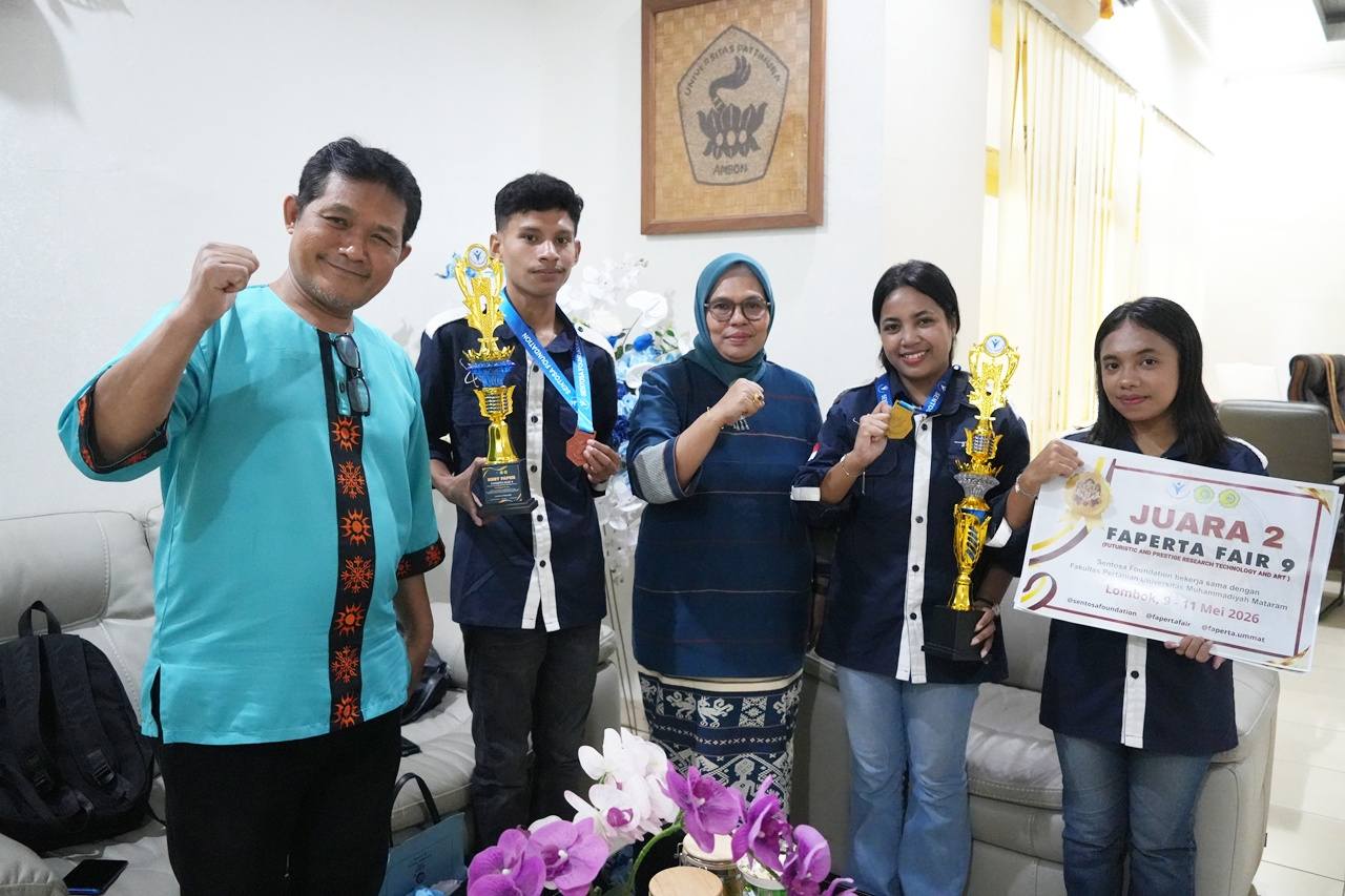 Tiga Mahasiswa Fisika Unpatti Penerima KIP Kuliah Sabet Empat Penghargaan di Faperta Fair 9 Mataram