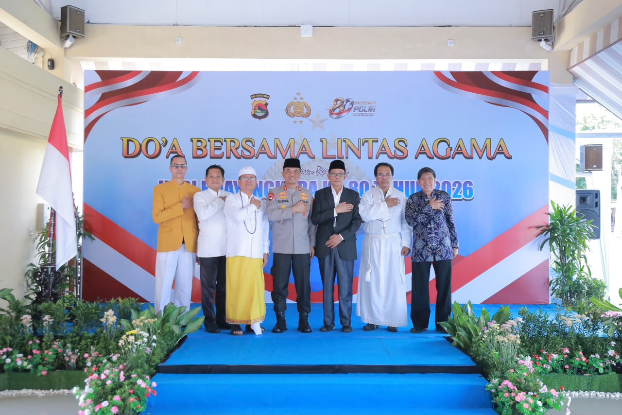 Sambut Hari Bhayangkara ke-80, Kapolda NTB Pimpin Doa Lintas Agama di Mataram, Tokoh 5 Keyakinan Hadir