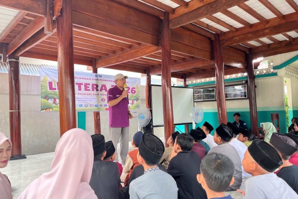 47 Mahasiswa Polmed Gelar Lentera 2026 di Yayasan Babud Darajah Al-Amri Medan, 38 Siswa Ikut Edukasi