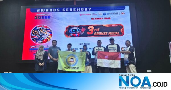 Siswa MAN 1 Pidie Askia Humaira dan Habibi Azzarrar Raih Juara 3 Kompetisi Robotik di Malaysia, Kalahkan 1.257 Peserta