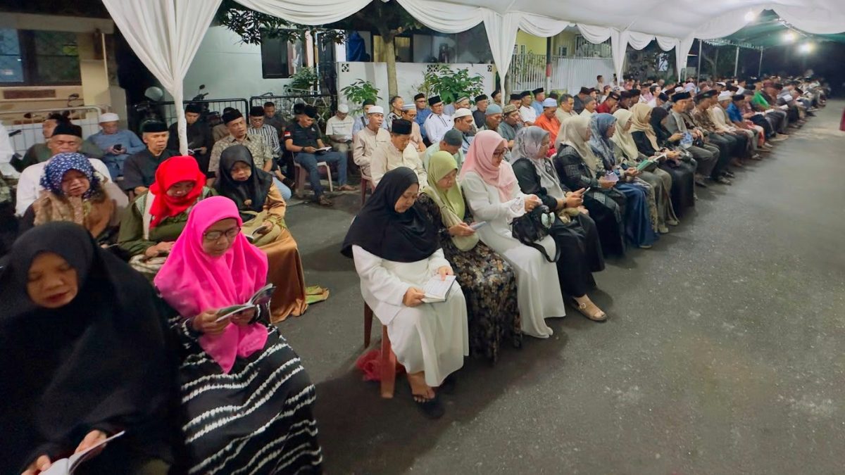 Ratusan Pelayat Hadiri Tahlilan 7 Hari Politisi Senior PDIP Kepri Widiastadi Nugroho di Batam