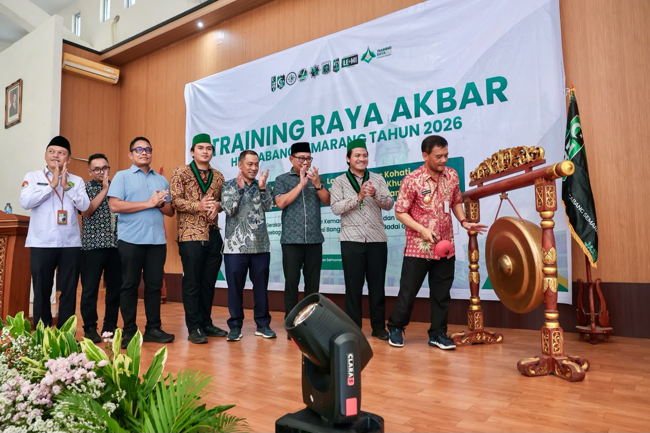 Gubernur Jateng Ahmad Luthfi Ajak Mahasiswa Kritis Beretika, Dorong Solusi Konkret untuk Pembangunan Daerah