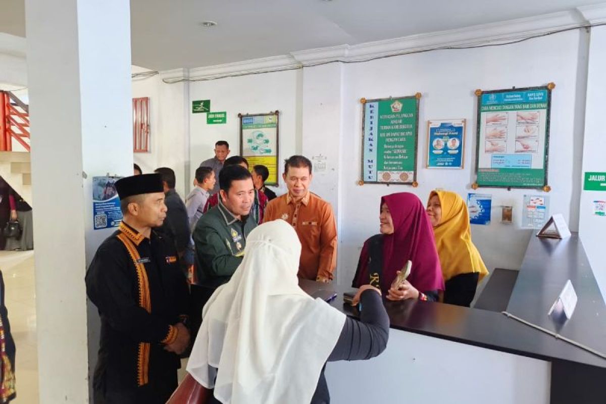 Bupati Aceh Tengah Haili Yoga Ngantor di RSUD Datu Beru Takengon, Tinjau Langsung Kebersihan hingga Fasilitas