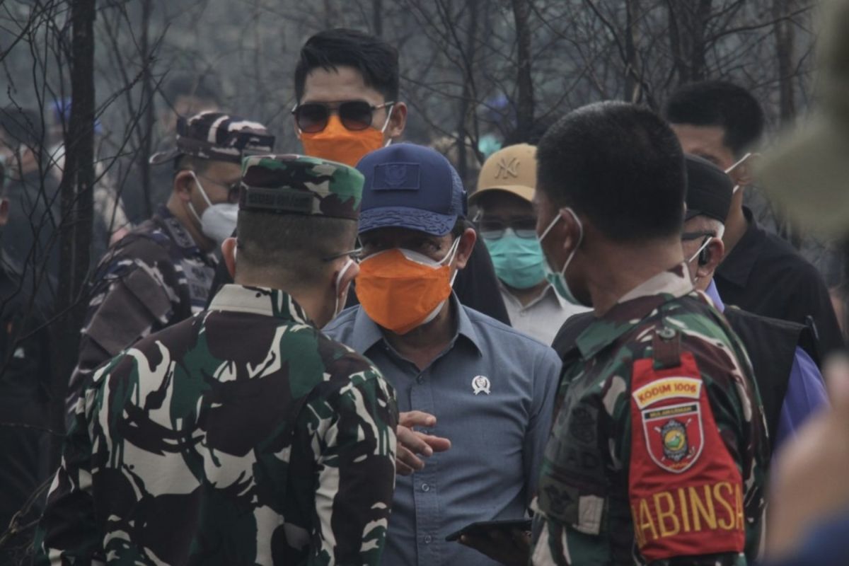 Pemprov Kalsel Bentuk Tim Khusus Atasi Karhutla di Banjarbaru, Target Tuntas Dua Pekan