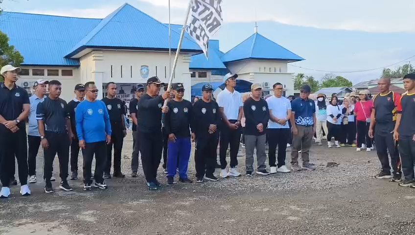 Wabup Malinau Tekankan Kebersamaan dalam Keberagaman di HUT Ke-1 FPK, Ratusan Warga Ikut Jalan Sehat dan Senam