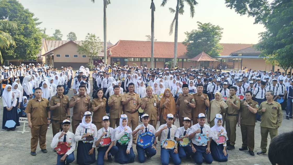 666 Siswa Baru SMKN 4 Palembang Ikuti MPLS Ramah, Sekolah Tanamkan Tujuh Kebiasaan Anak Indonesia Hebat