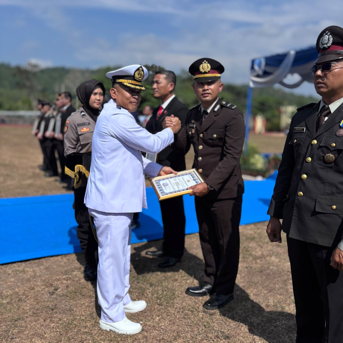 Danlanal Babel Hadiri HUT Bhayangkara ke-80, Kolonel Mar Yulindo Tegaskan Sinergi TNI-Polri Jaga Stabilitas di Bangka Belitung