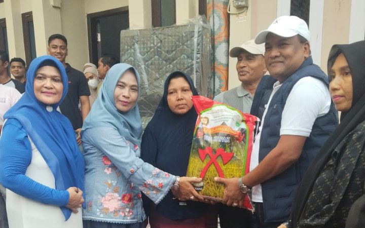 Bupati Bireuen Mukhlis Tinjau Lokasi Kebakaran di Pulo Ara, 3 Rumah Hangus dan Bantuan Rumah Baru Disiapkan