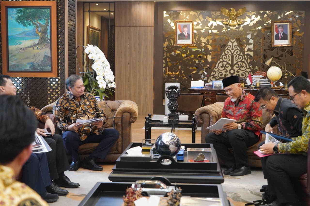 Gubernur Sumbar Mahyeldi Dorong Pelabuhan Teluk Tapang Jadi PSN, Ajukan 3 Proyek Strategis ke Menko Airlangga