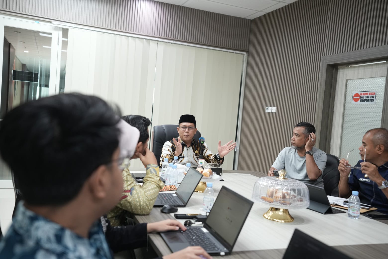 Pemprov Sulbar Ajukan Pinjaman Rp 200 Miliar ke PT SMI Tutup Celah Pemotongan Dana Rp 330 Miliar