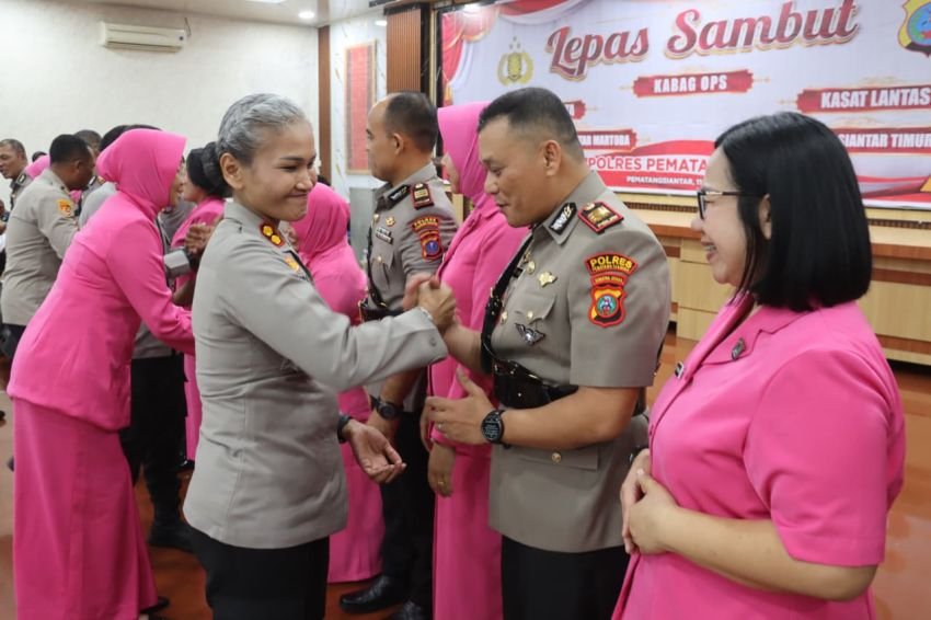 Sertijab di Polres Pematangsiantar, AKP Simon Elika Simatupang Resmi Jabat Kasat Lantas Gantikan AKP Friska Susana Suardi