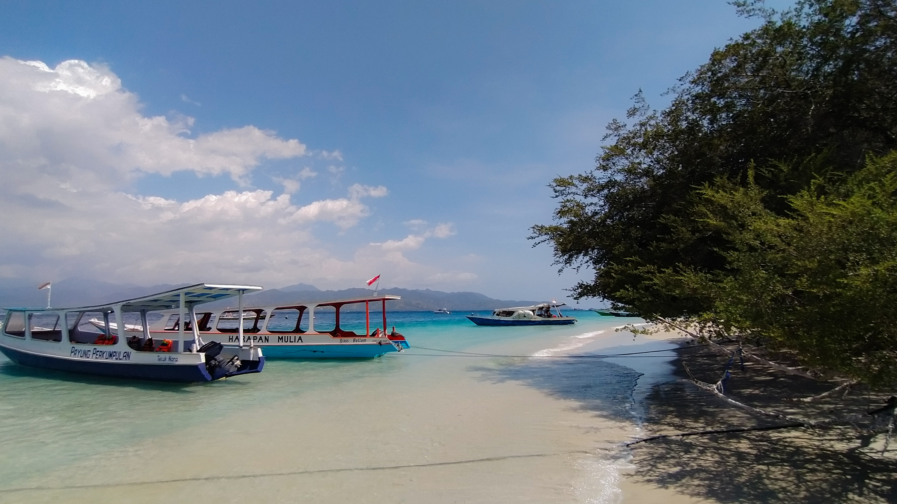 3 Destinasi Wisata Terpopuler di Lombok, dari Gili Trawangan hingga Gunung Rinjani