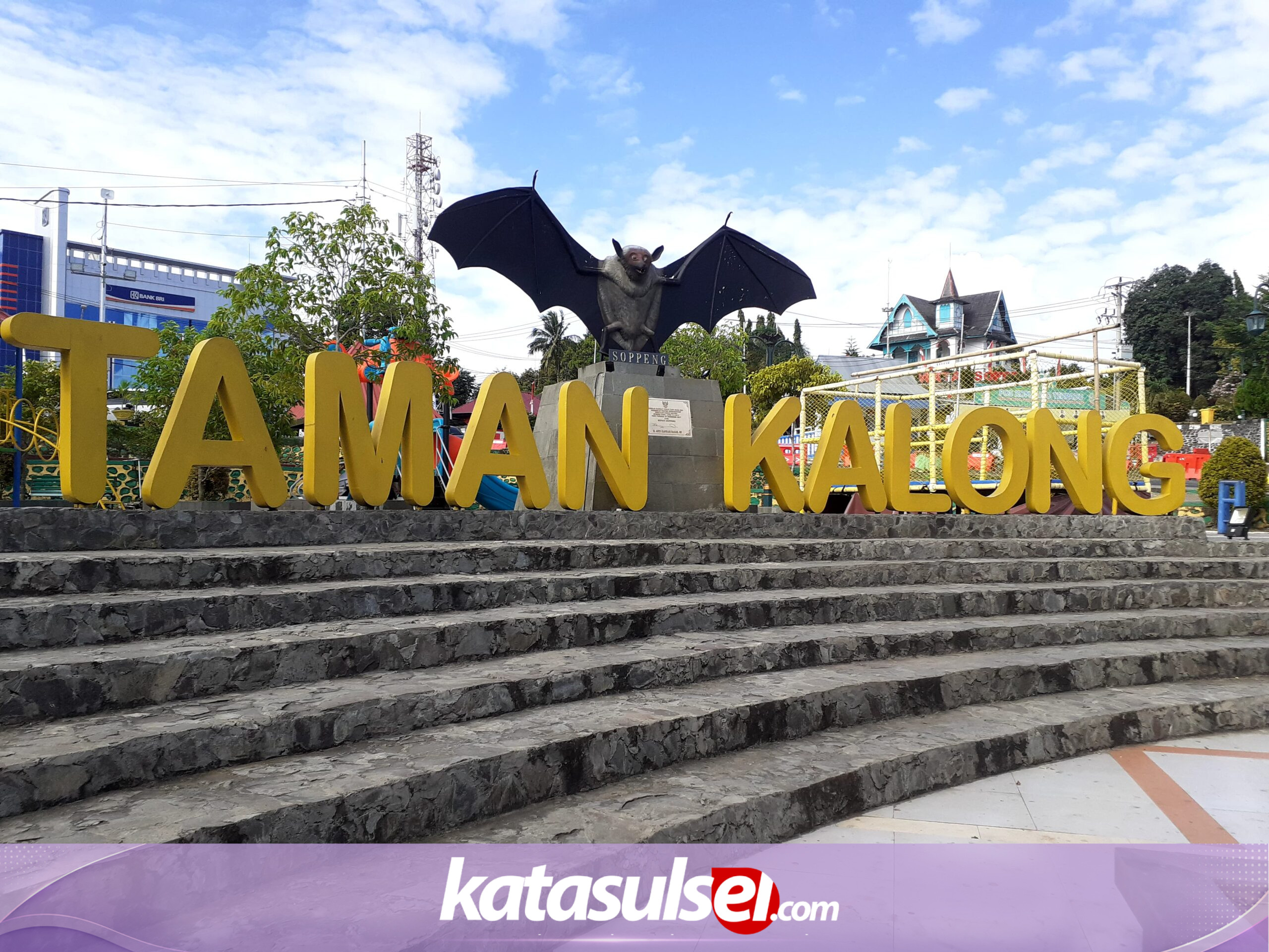 Bukan Cuma Kota Kalong, Soppeng Juga Punya Pemandian Air Panas Lejja yang Ramai Dikunjungi Wisatawan