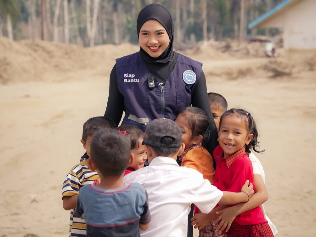 Finalis Miss Universe Indonesia Diserang Foto Vulgar Hasil AI Usai Soroti Banjir Aceh, Pelaku Kirim Puluhan Kali