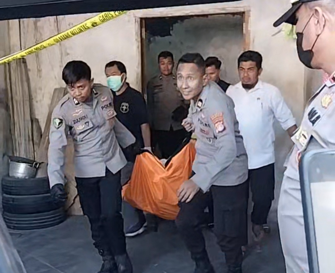 Perempuan Paruh Baya Ditemukan Meninggal di Rumahnya di Rimuku Mamuju, Warga Berdatangan ke Lokasi