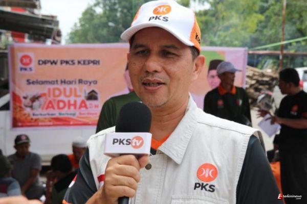 PKS Kepulauan Riau Sembelih 13 Sapi dan 36 Kambing, Ribuan Paket Daging Kurban Siap Dibagikan ke Warga Batam