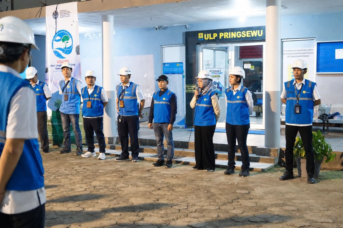 PLN dan Polisi Gelar Patroli Malam di Pringsewu, 36 Personel Periksa Penggunaan Listrik Warga
