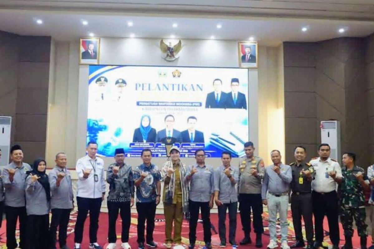 Bupati Dharmasraya Minta PWI Jadi Garda Terdepan Lawan Hoaks di Tengah Gempuran AI